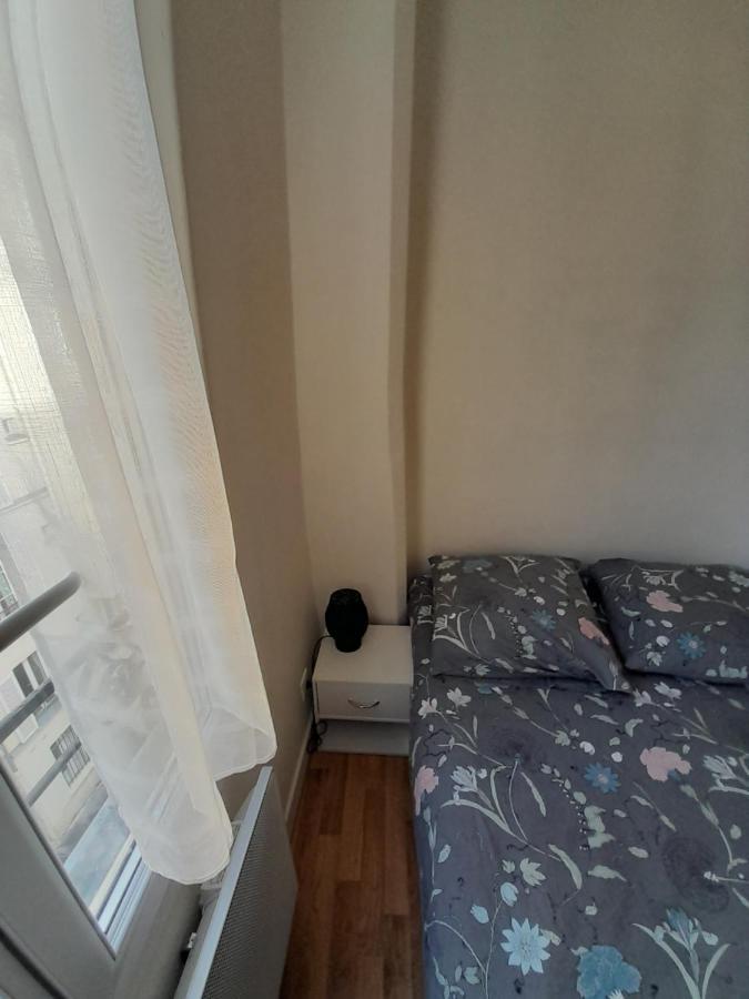 Cosy 2 Pieces Typiquement Parisien A Notre-Dame Apartment Exterior photo