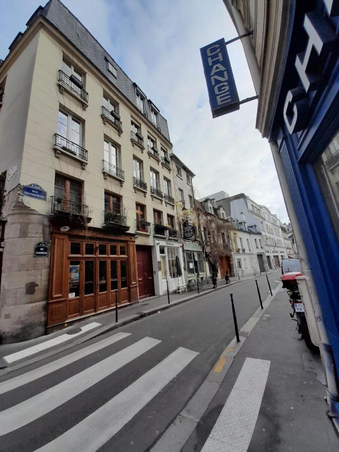 Cosy 2 Pieces Typiquement Parisien A Notre-Dame Apartment Exterior photo